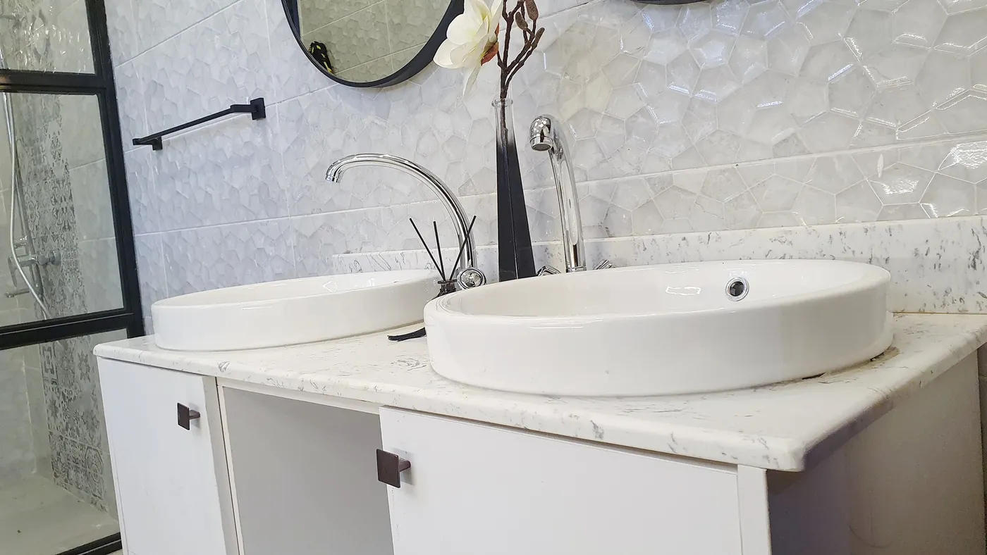 White vanity basin with brass tap and round mirror, Karen